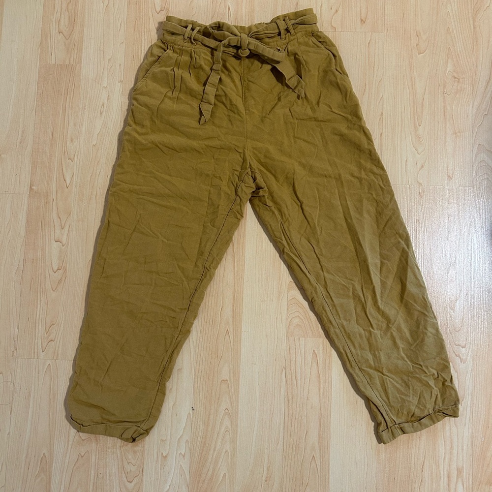 American Eagle Outfitters Mustard Chinos
